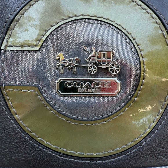 Authentic Coach Gray and Green Shoulder Bag with Metallic Hardware - Picture 2 of 8